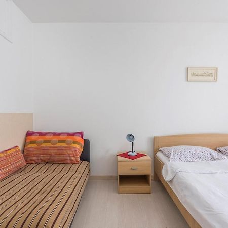 Peskera Apartments Tomicic Poreč Exteriör bild