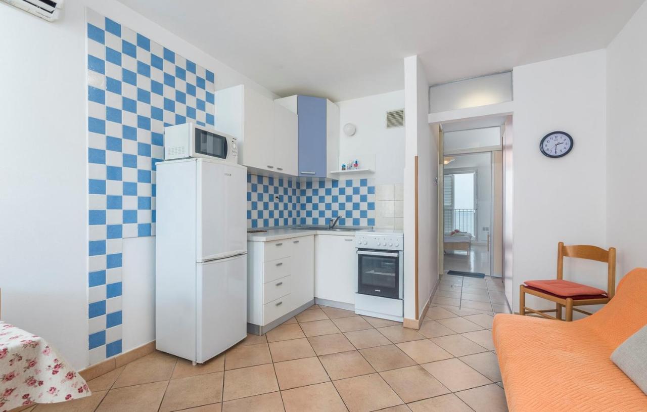 Peskera Apartments Tomicic Poreč Exteriör bild