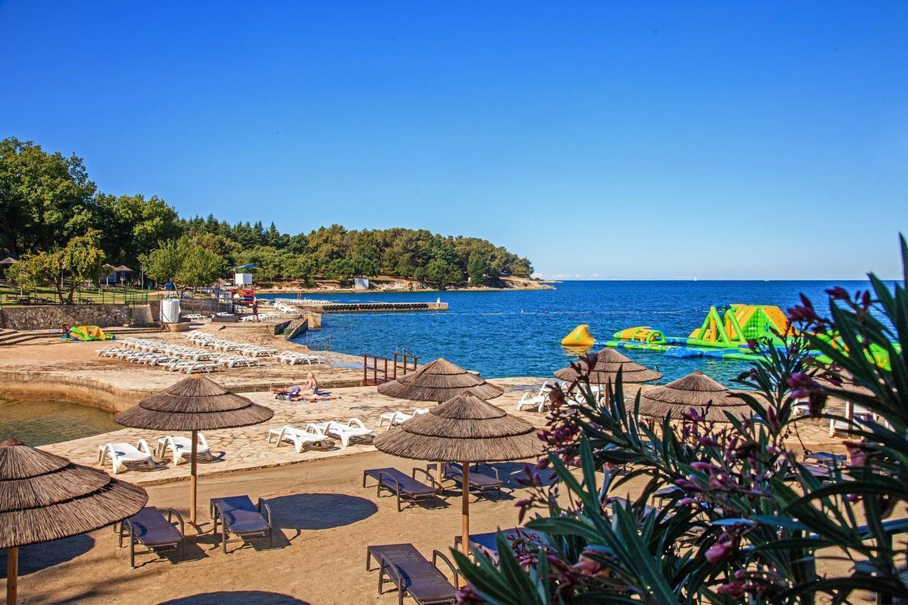 Peskera Apartments Tomicic Poreč Exteriör bild